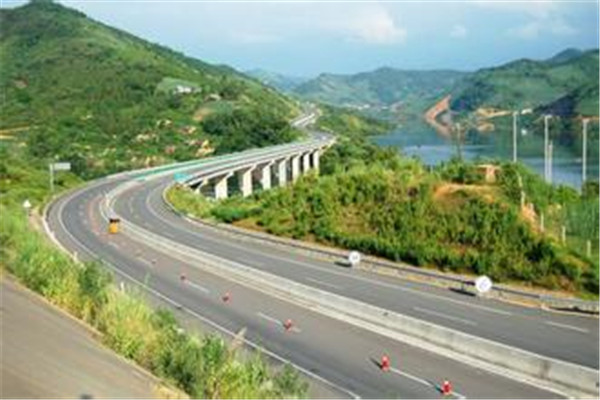 廣西百羅高速公路